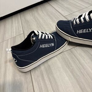 NEW HEELYS Navy Blue Pro 20 Sneakers Size 9 US